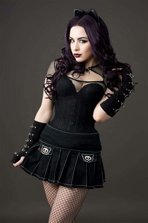 goth it|goth women.